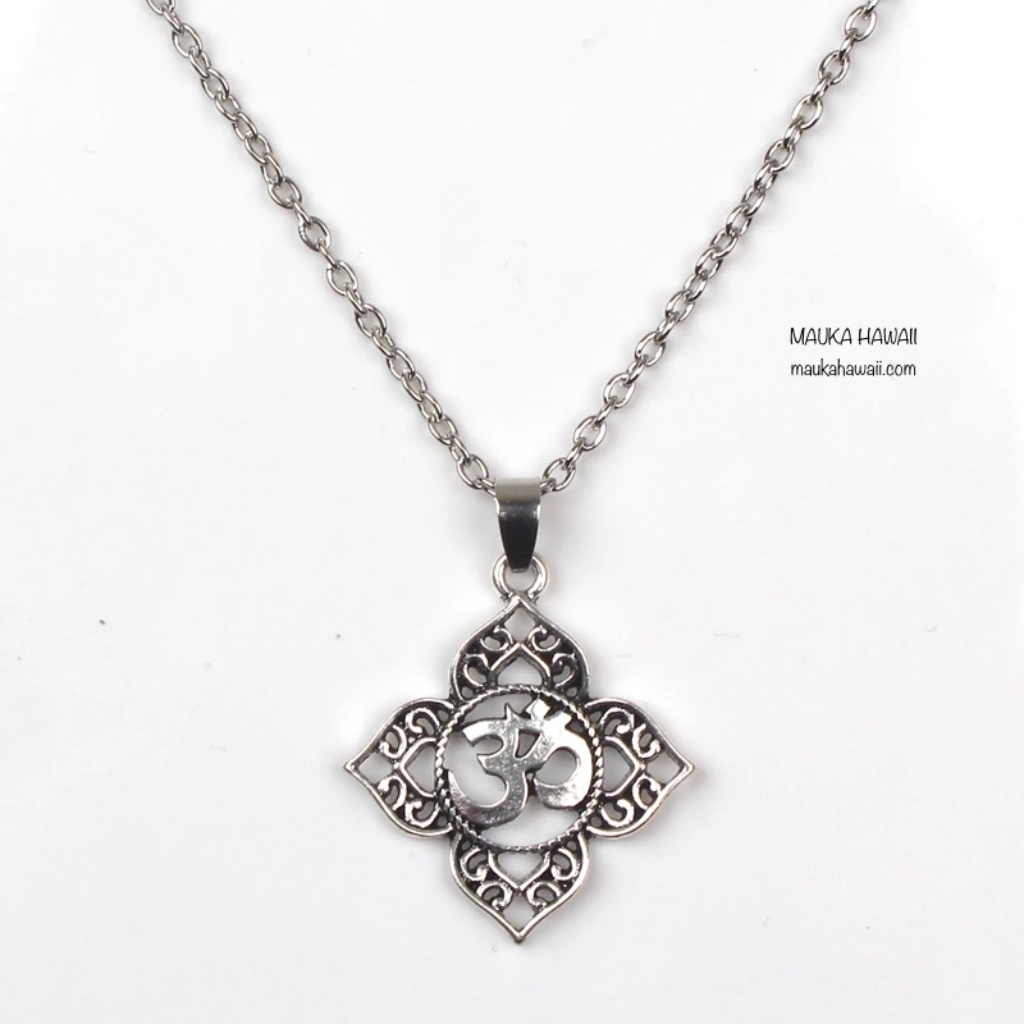 Buddha Lotus Sutra Flower Ohm Aum Buddhism Yoga Meditation Charm 18 Inch Chain